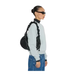 Discount Holzweiler Leni Cocoon Leather Bag - Black