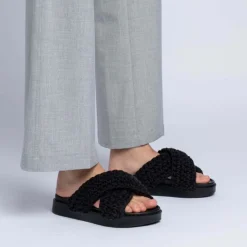 Best Inuikii Woven - Black